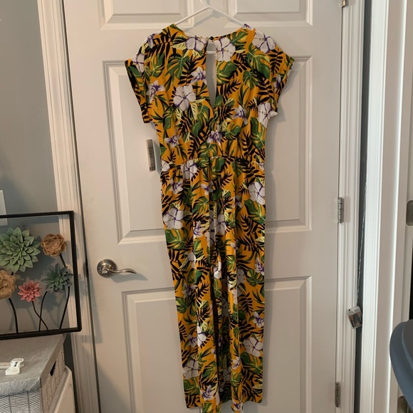 ❌SOLD 🍋3 for$20NWT Full Circle tropical jumpsuit - Picture 9 of 9